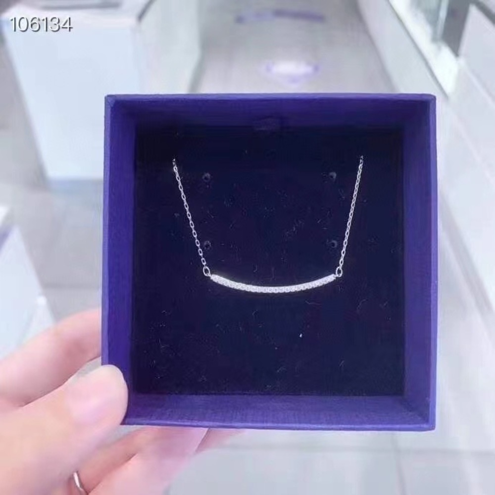 Swarovski necklace Line RHS - Picture 3 of 5